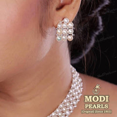 Gracious Button Pearl Necklace Set