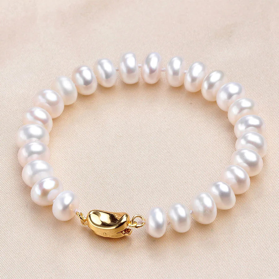 Simple White Button Pearl Bracelet
